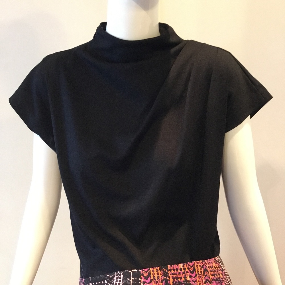Catherine Malandrino T-shirt top blouse shirt size L ( 10 12 ) DESIGNER Holiday